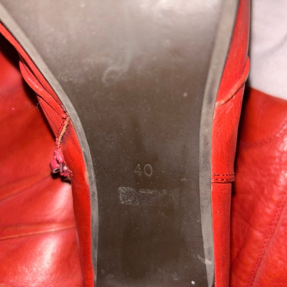 Miz Mooz Vintage red leather booties with 3” heel - Picture 9 of 10